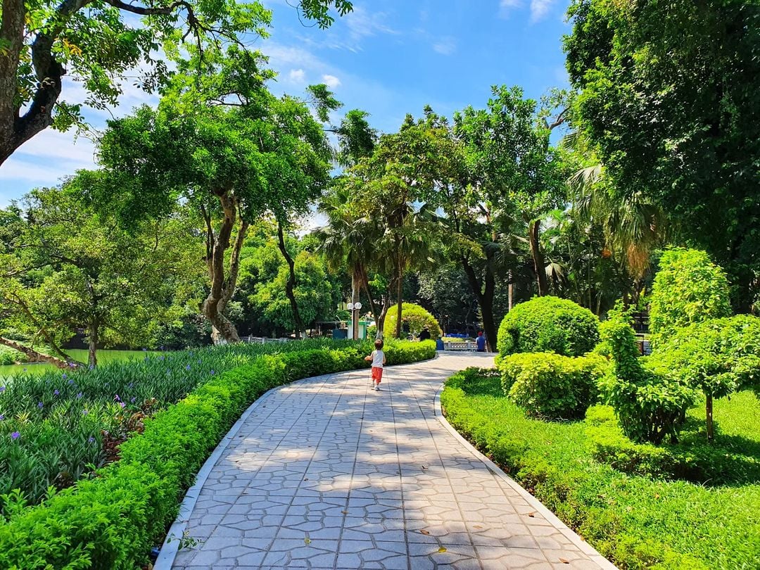 ĐỪNG ĐỂ 10 NĂM NỮA PHẢI TIẾC NUÔI VÌ BỎ LỠ "SIÊU PHẨM LÔ GÓC, MĂT TIỀN QUYỀN LỰC, GIÁ TỐT "  LINH
