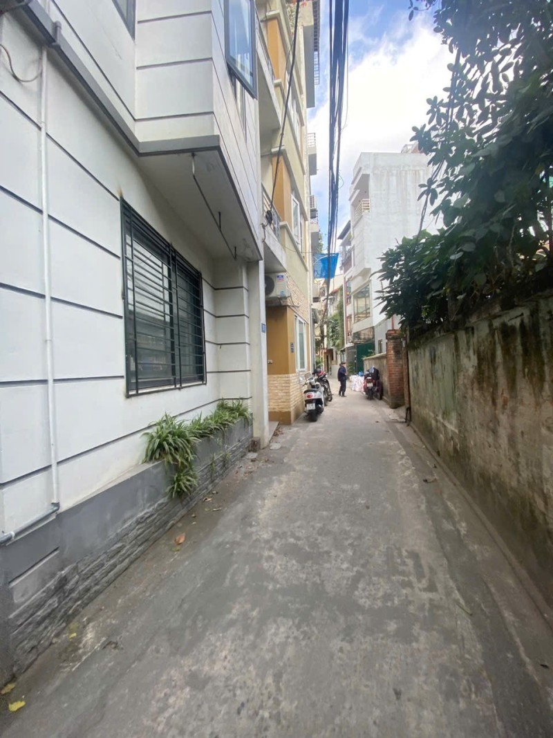 GIA THƯỢNG – 69M² ĐẤT ĐẸP – Ô TÔ VÀO TẬN ĐẤT – LONG BIÊN 4