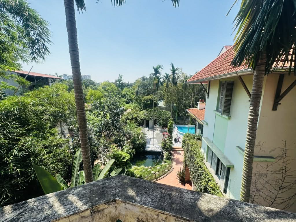 bán nhà Ngọc Thuỵ, 160m, MT 7.8m, gần trường chợ, ôtô 7 chỗ để trong sân 5