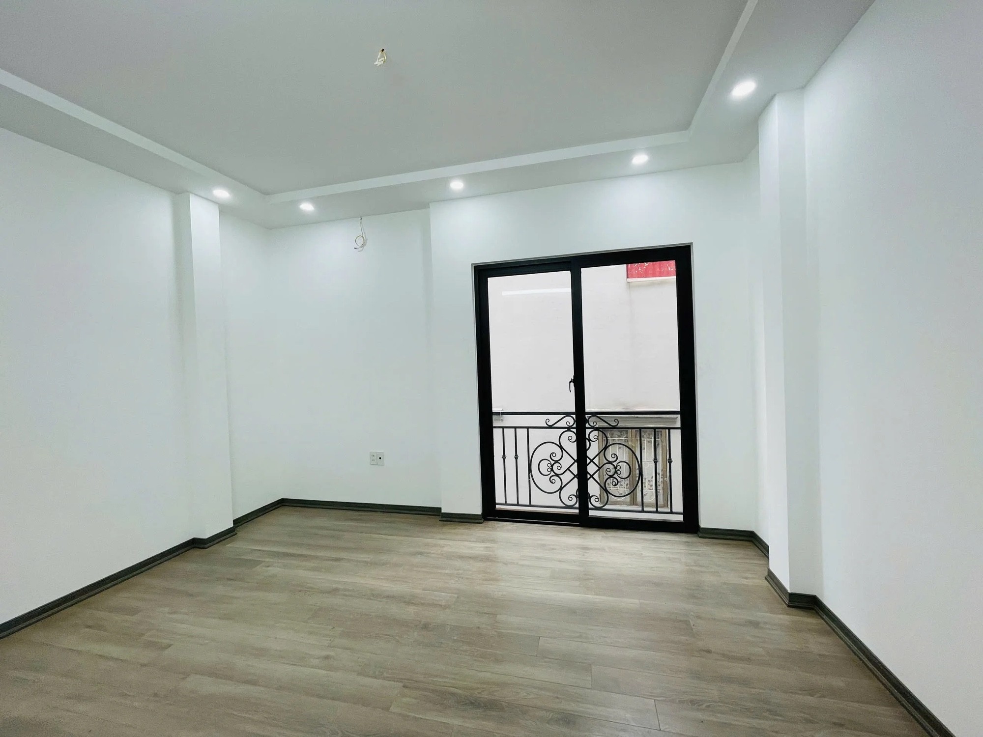 Bán Nhà Ngõ  Khâm Thiên 20m2. 5 tầng. mặt tiền 3m. giá 5.68 Tỷ Đống Đa Hà Nội 2