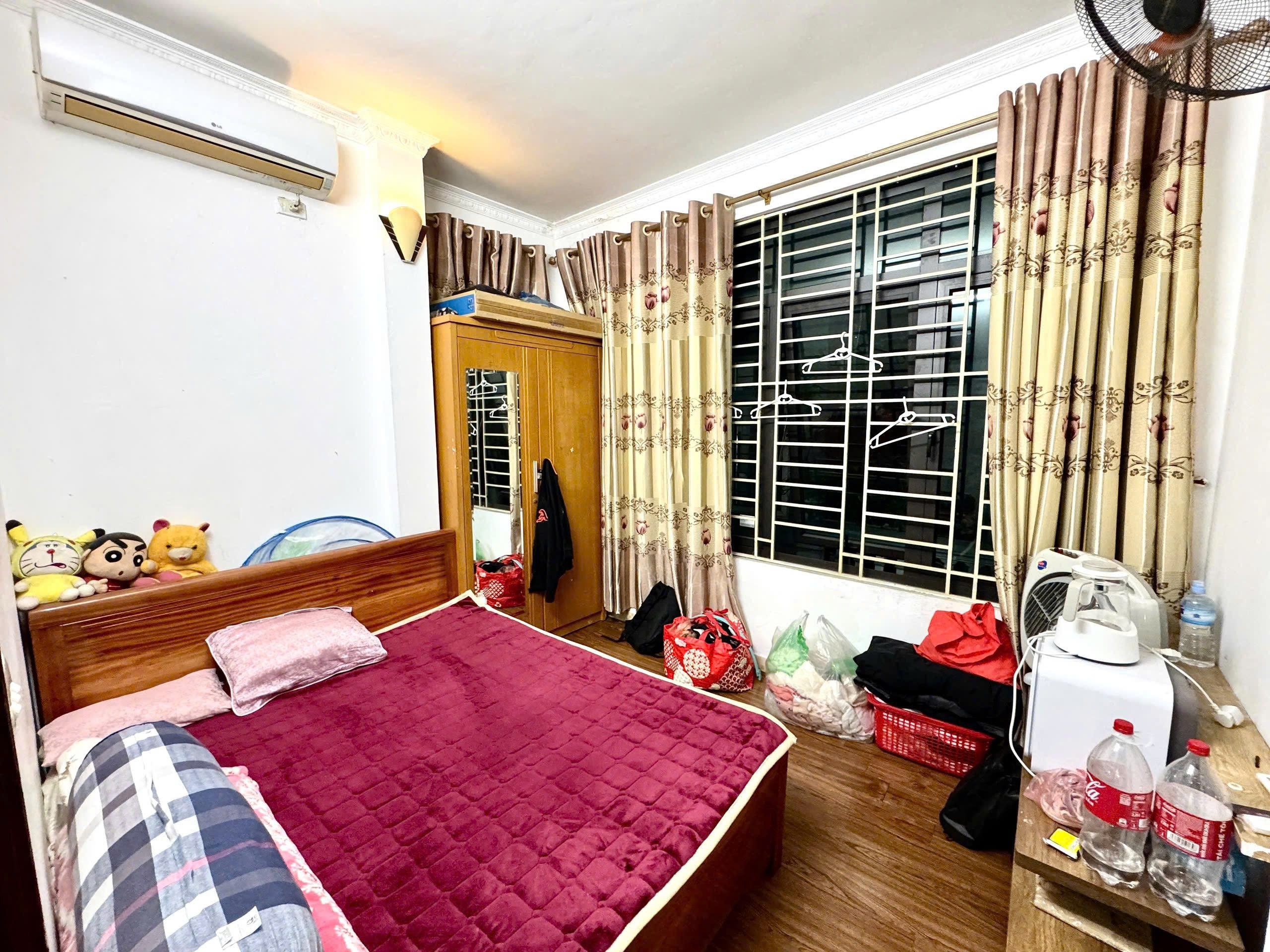 Bán Nhà Kim Ngưu 28m2. 4 tầng. mặt tiền 4.3m. giá 9.6 tỷ Hai Bà Trưng Hà Nội 3
