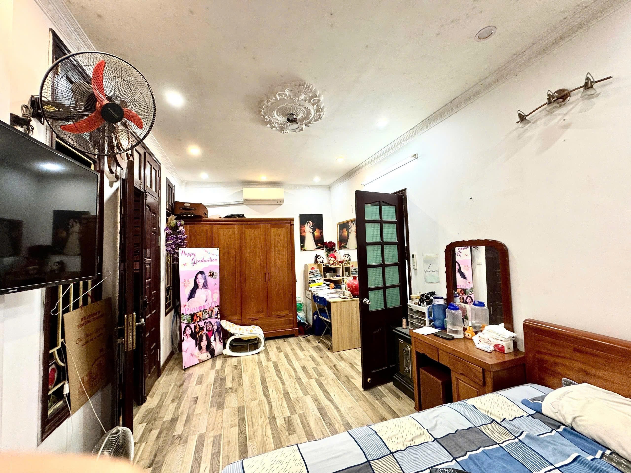 Bán Nhà Kim Ngưu 28m2. 4 tầng. mặt tiền 4.3m. giá 9.6 tỷ Hai Bà Trưng Hà Nội 2