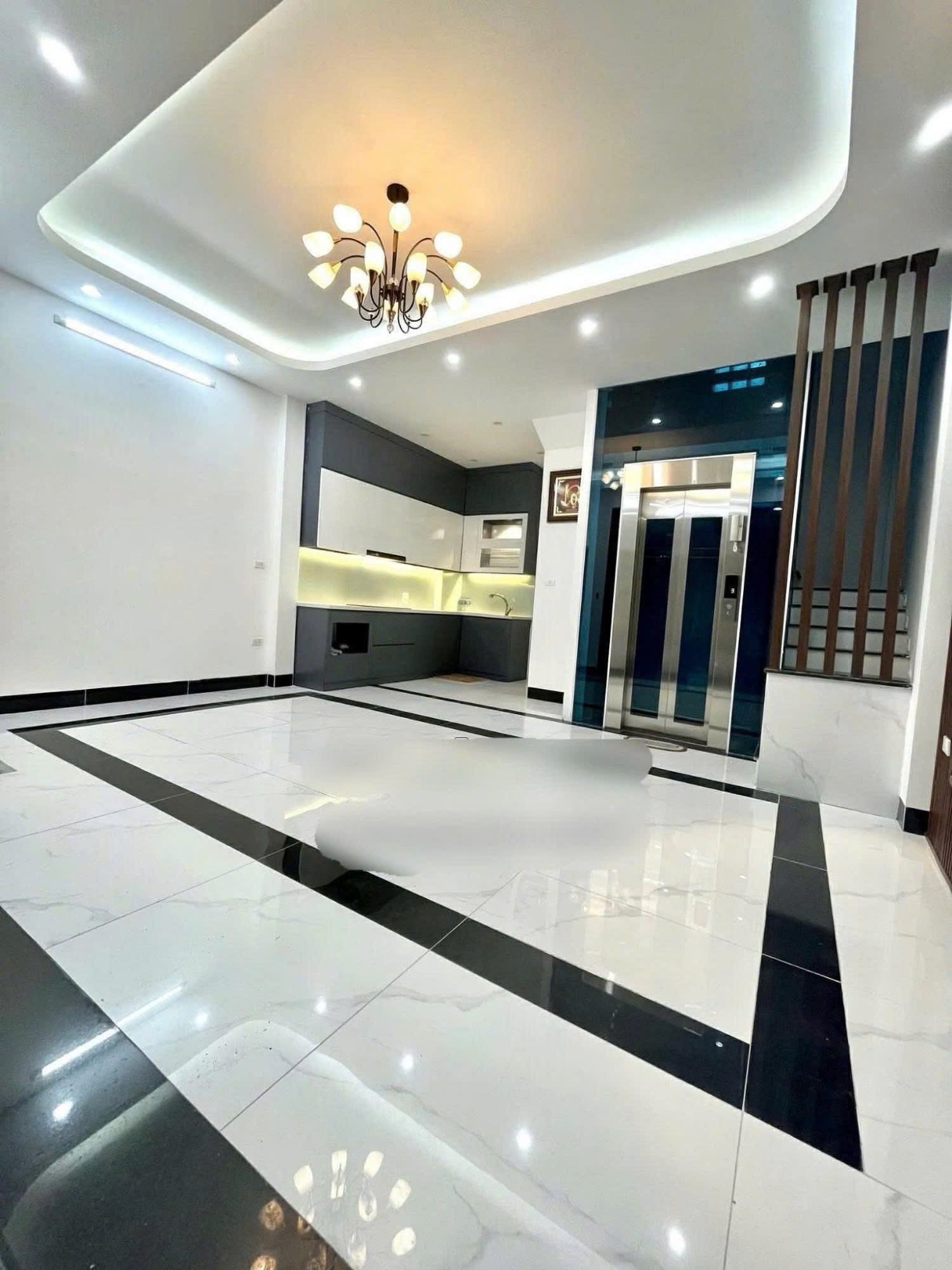 Bán Nhà Đê Trần Khát Chân 37m2. 5 tầng. mặt tiền 5.5m. giá 15.9 Tỷ Hai Bà Trưng Hà Nội 4
