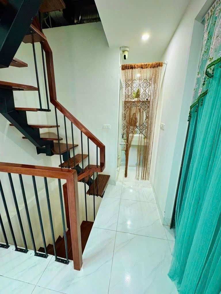 Cần bán Nhà mặt tiền đường Tân Khai, Phường Vĩnh Hưng, Diện tích 35m², Giá 2.35 Tỷ 5