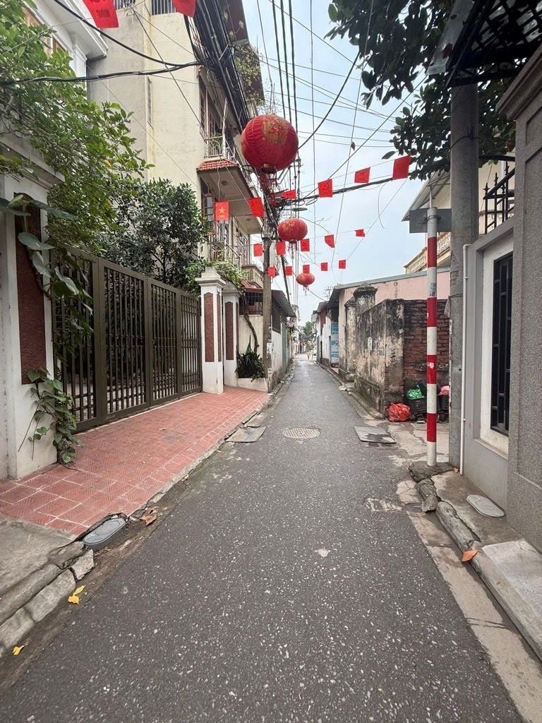 Cần bán Đất đường Tư Đình, Phường Bồ Đề, Diện tích 70m², Giá 16.5 Tỷ 2