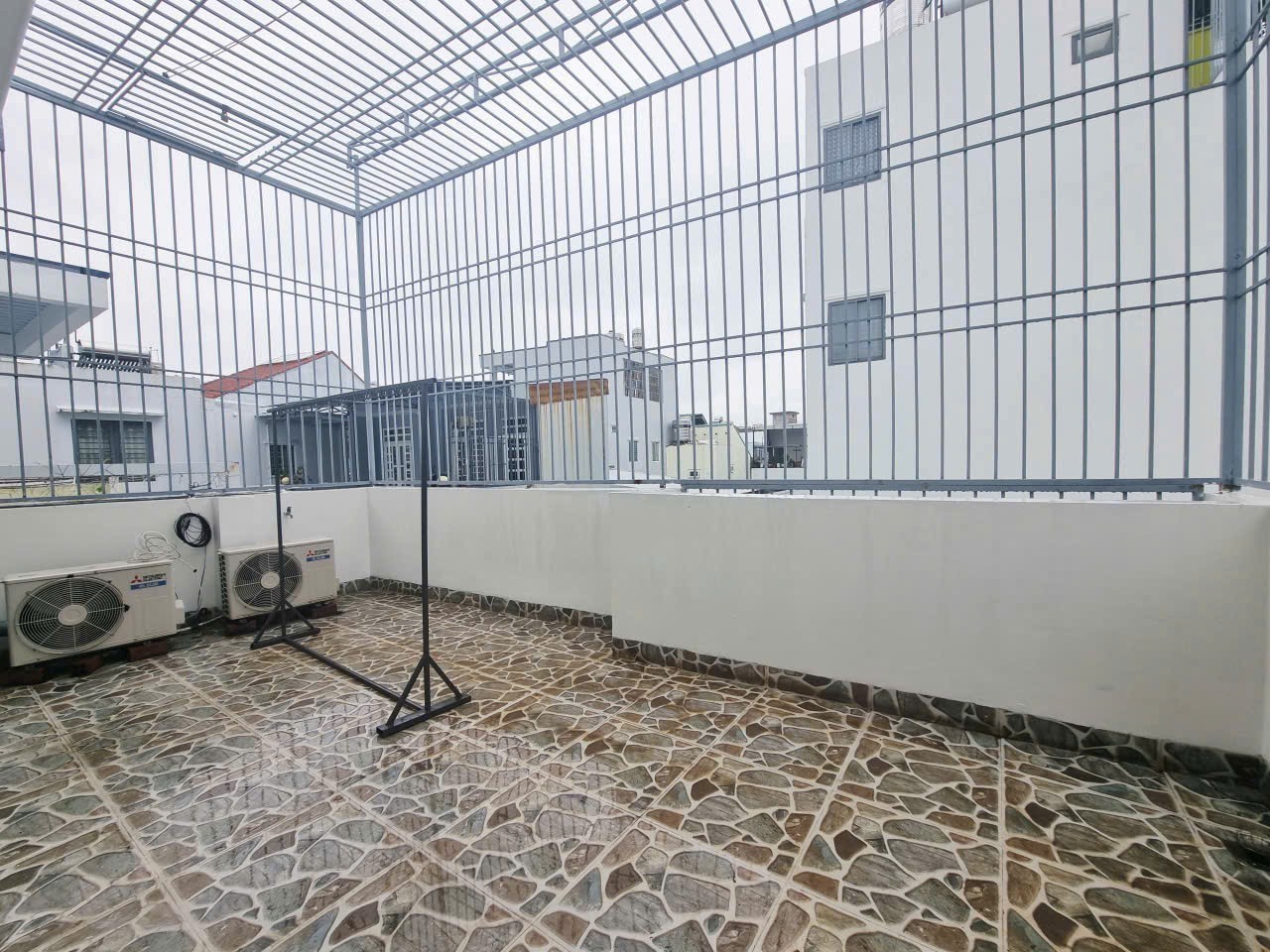 Bán Nhà Lạc Long Quân – 3 Tầng Kiên Cố – 53.7m² – Giá 4.8 Tỷ 4