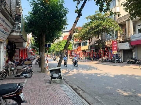 NHÀ MẶT PHỐ CỔ NGỌC LÂM LONG BIÊN-70Mx5T-VỈA HÈ-2 MẶT THOÁNG-KINH DOANH CỰC TỐT