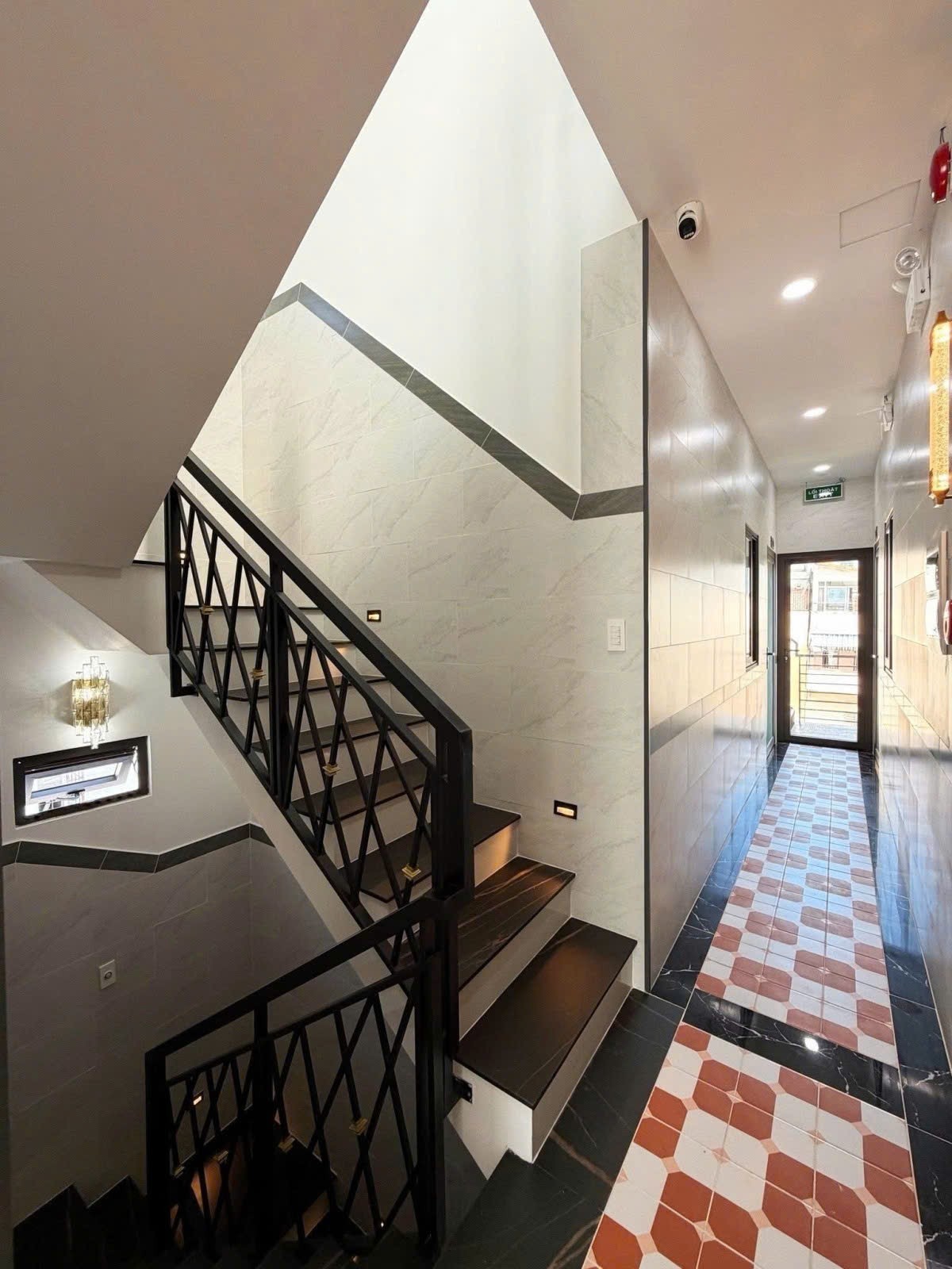 CHDV 18P THANG MÁY - DÒNG TIỀN 1.5 TỶ/NĂM - 125m2 (6.8×18.5) - 26.8 TỶ 6
