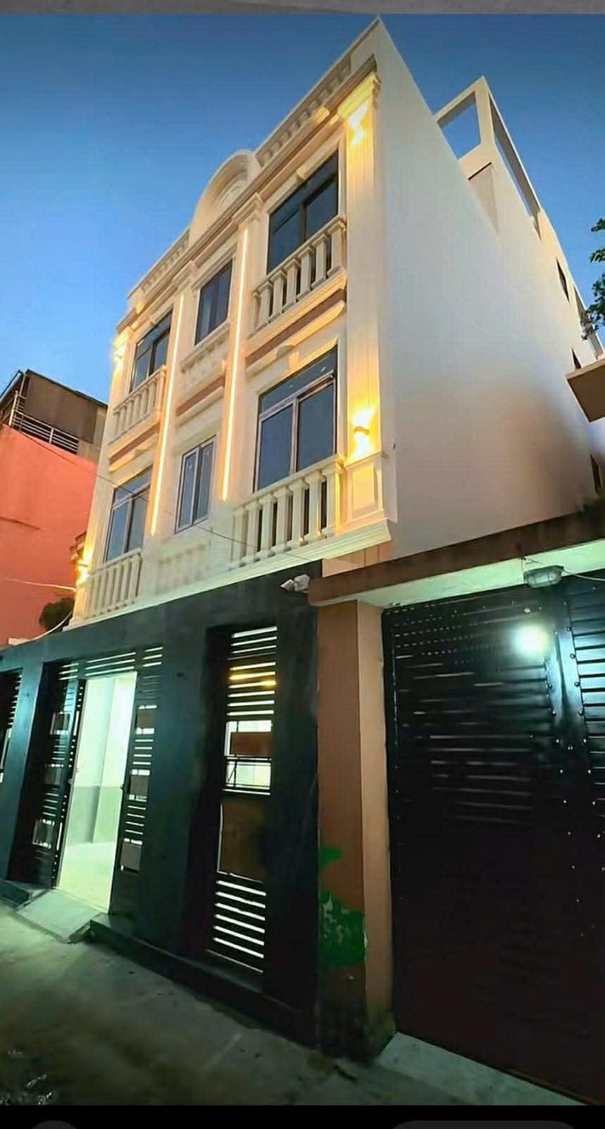 CHDV 18P THANG MÁY - DÒNG TIỀN 1.5 TỶ/NĂM - 125m2 (6.8×18.5) - 26.8 TỶ 15