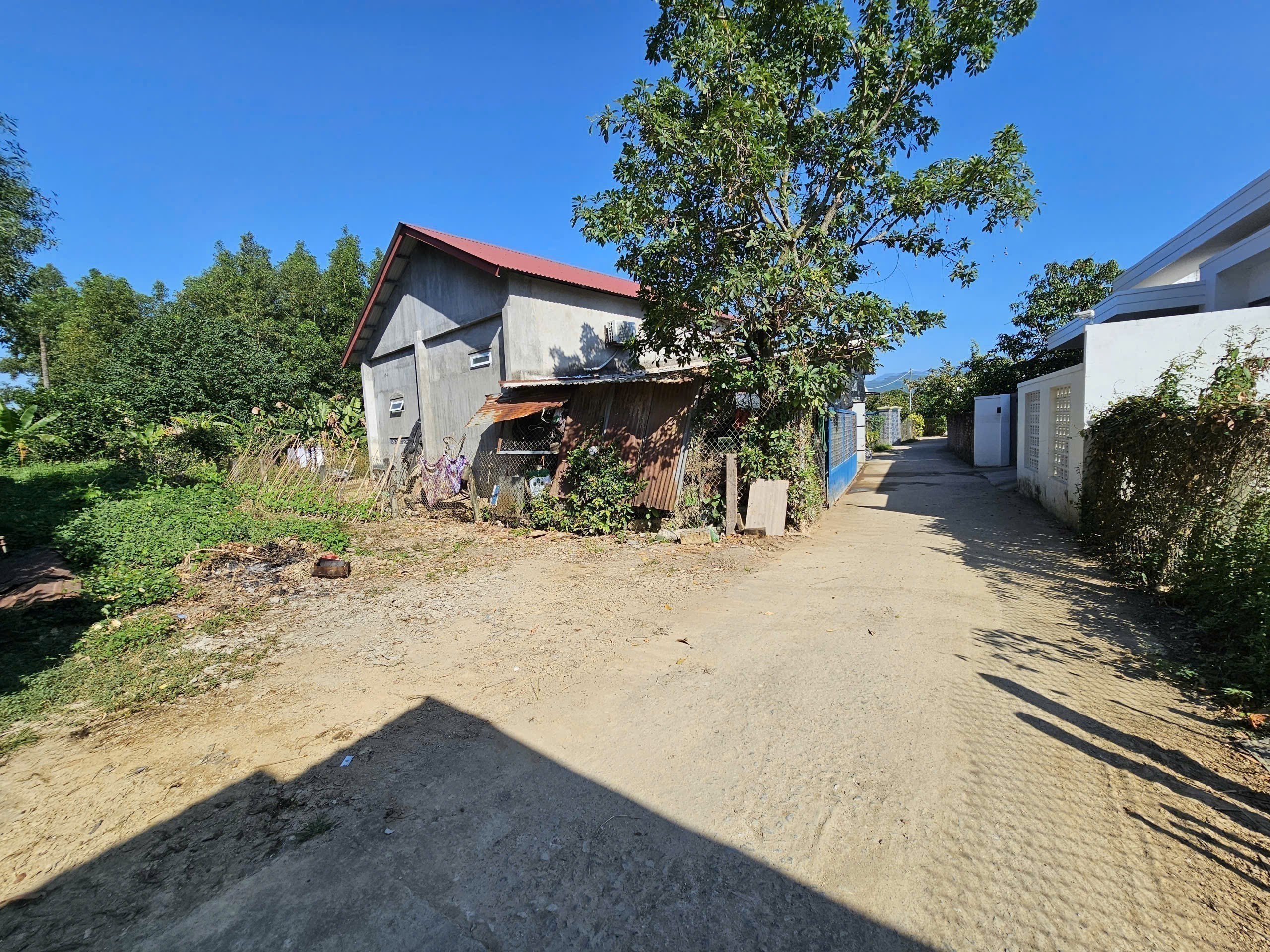 Bán đất Diên Hoà thôn Bình Khánh gần Hương Lộ 39 - view bầu nước mát mẻ quanh năm