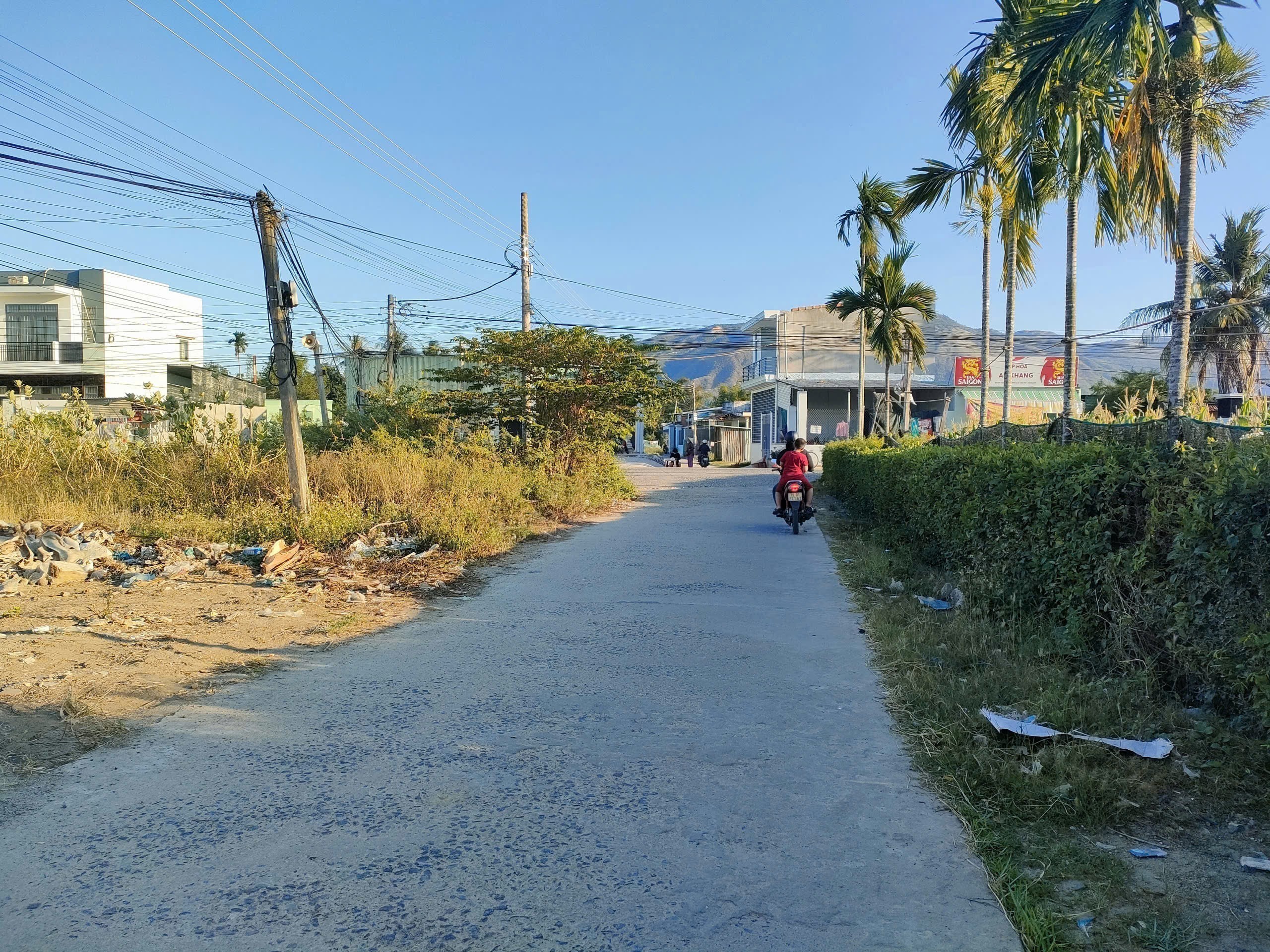 Bán đất Diên Phú thôn 2 ngay sát bên ngã tư Hương Lộ 45 giao với Miên Hoa 4