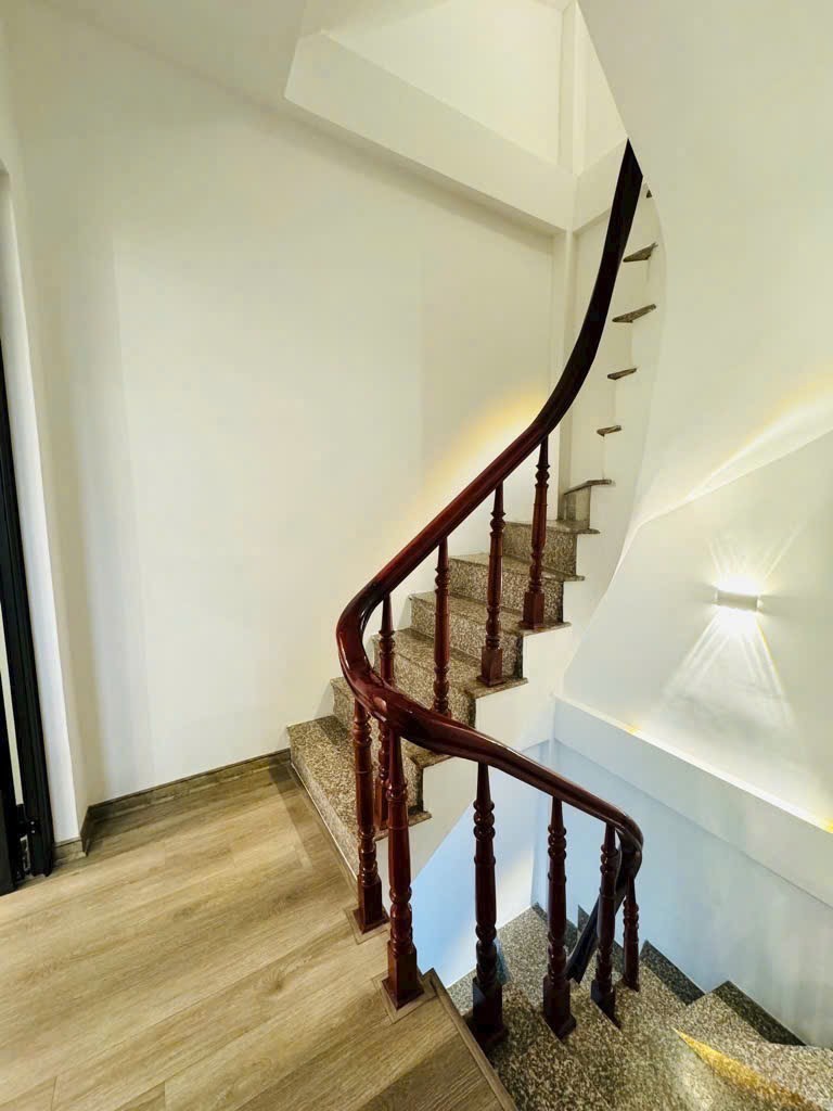 Cho thuê nhà ngõ 624 Minh Khai, Hai Bà Trưng 36m x 5T giá 16.5tr NHÀ ĐẸP Ở NGAY 5