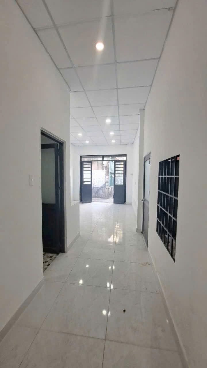 NHÀ 41M2 SỔ RIÊNG - HẺM Ô TÔ KẾ BÊN CHUNG CƯ STOWN THỦ ĐỨC - KO QUY HOẠCH KO LỘ GIỚI 2