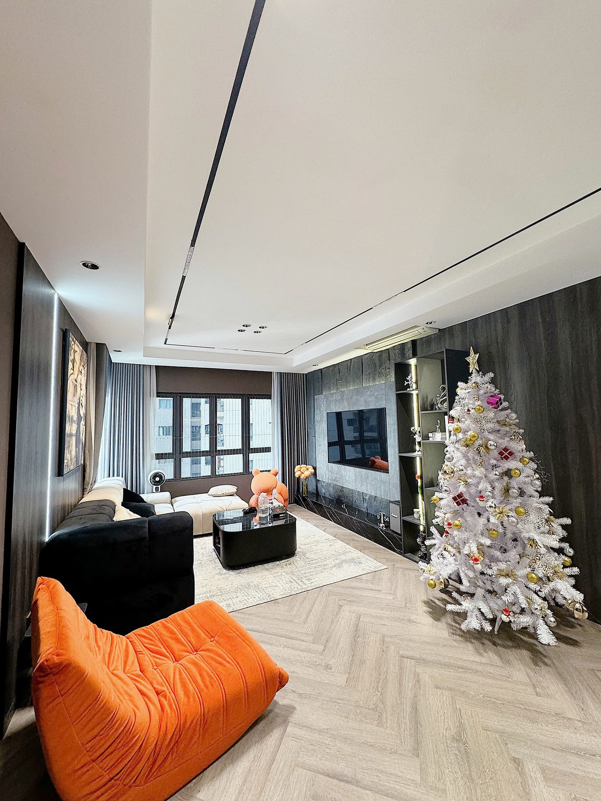 Bán căn hộ 3 ngủ dt 116m2 Mulberry Lane, SHLD, giá 8 tỷ 2