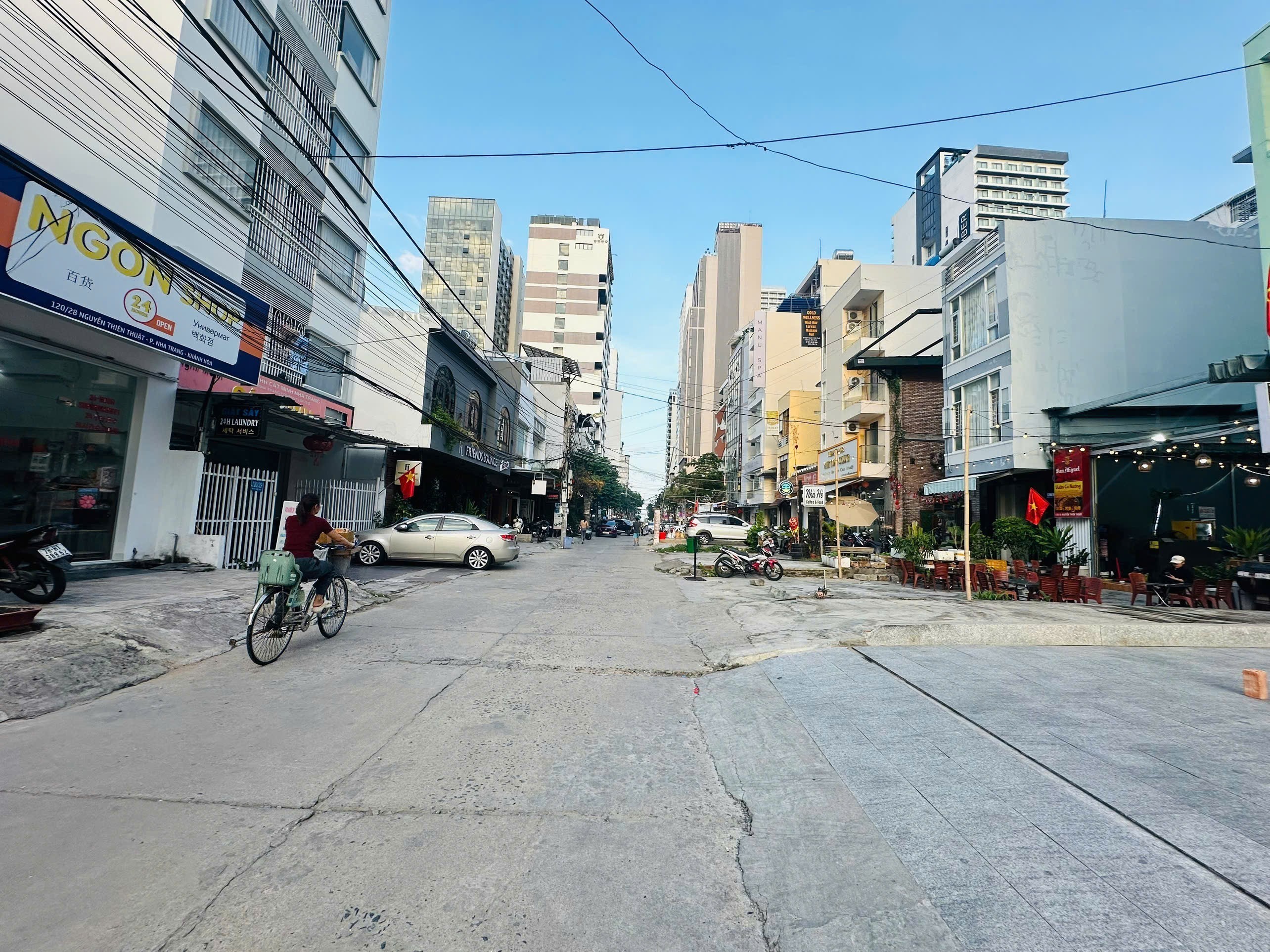 Bán nhà mặt tiền Trần Quang Khải – Khu phố Tây Nha Trang – 4 tầng gần biển 3