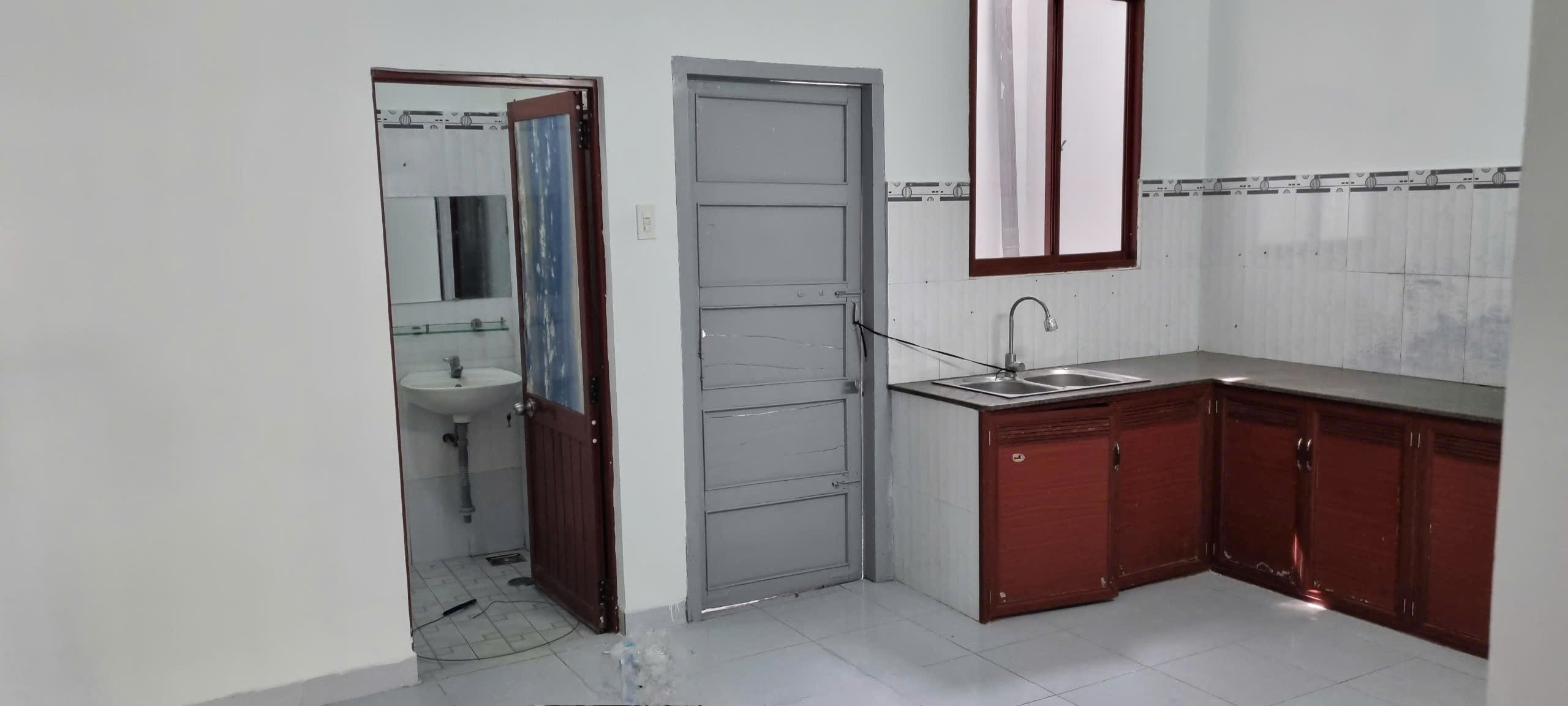 2 CĂN NHÀ LIỀN KỀ BỀ NGANG RỘNG 10M SIÊU HIẾM TẠI KHU DÂN CƯ NÀY 3
