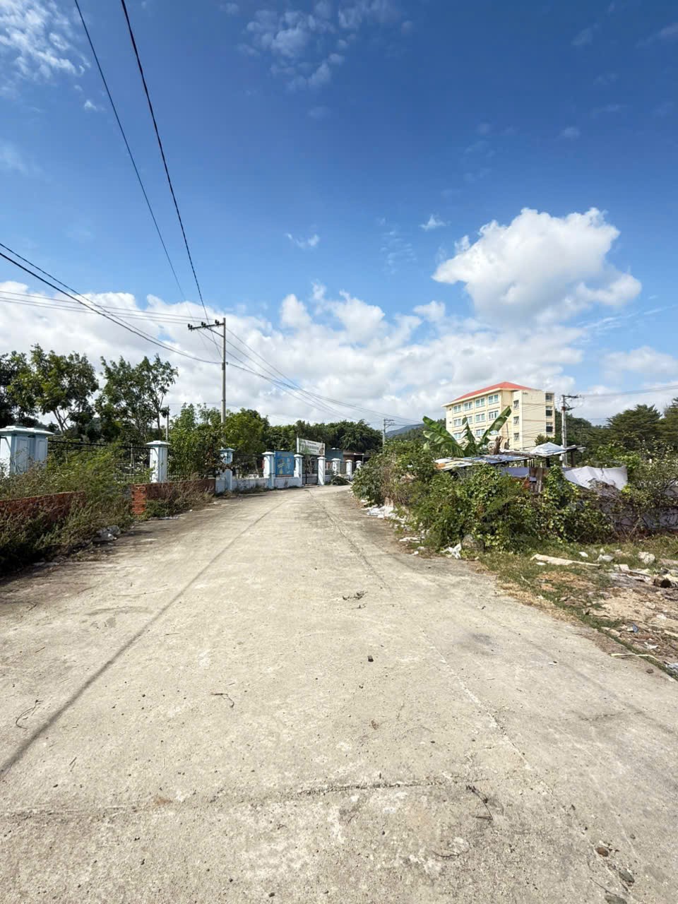 BÁN LÔ ĐẤT 2 MẶT TIỀN ĐƯỜNG MAI THỊ DÕNG, HÒN NGHÊ 1, TÂY NHA TRANG. 3
