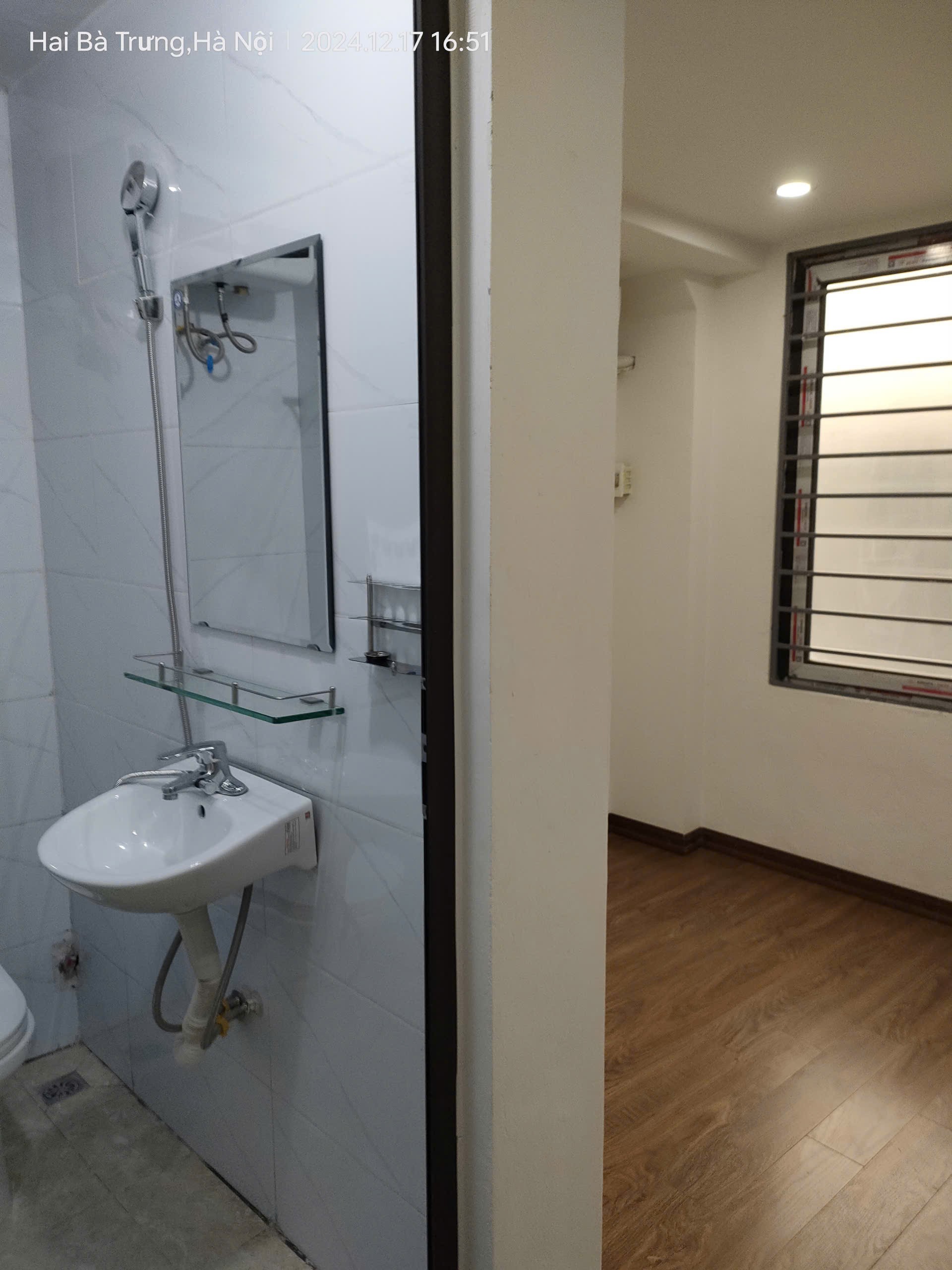 Bán gấp giá rẻ nhà Văn Chương 15m, 4 tầng, mặt tiền 2.8m, 3 tỷ Đống Đa. 3