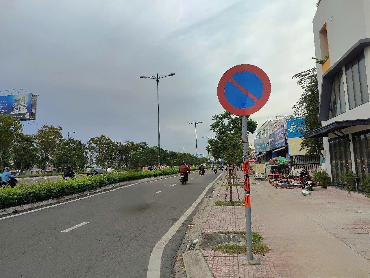 BÁN ĐẤT VIEW CÔNG VIÊN NGAY PHẠM VĂN ĐỒNG TẶNG DÃY TRỌ LIỀN KỀ GIGAMALL - HBC - THỦ ĐỨC - 18 TỶ 3