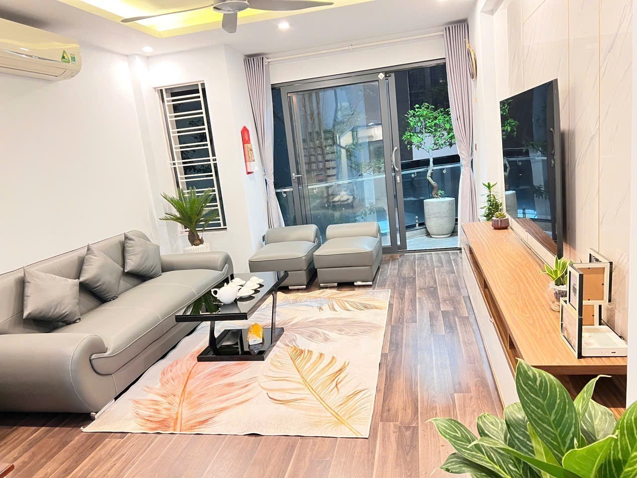 An Cư Lý Tưởng Tại Ngõ 137 Việt Hưng - 47m2 Nhà Đẹp 5 Tầng, Trước Nhà Thoáng Đã, Giá Mềm Nhất Khu! 3