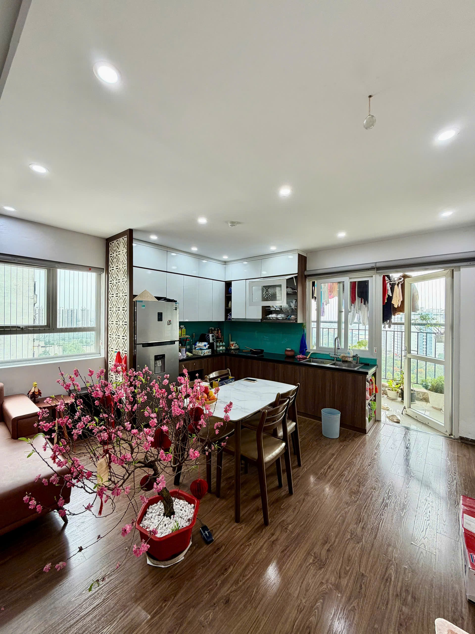 Bán căn góc 80m2, view hồ tại Thanh Hà-Hà Đông 2