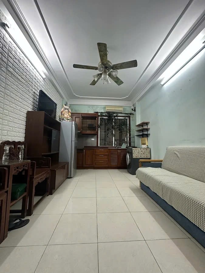 CHỦ BÁN ĐI ĐỂ CHIA TÀI SẢN 50m2 x 4 TẦNG - MẶT PHỐ KINH DOANH ĐỐNG ĐA , PHỐ THÁI THỊNH GIÁ 18,3 TỶ 3
