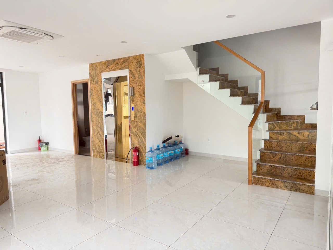 Cho thuê Nhà mặt tiền Phường An Phú, Quận 2, Diện tích 140m², Giá 040 Triệu/tháng 3