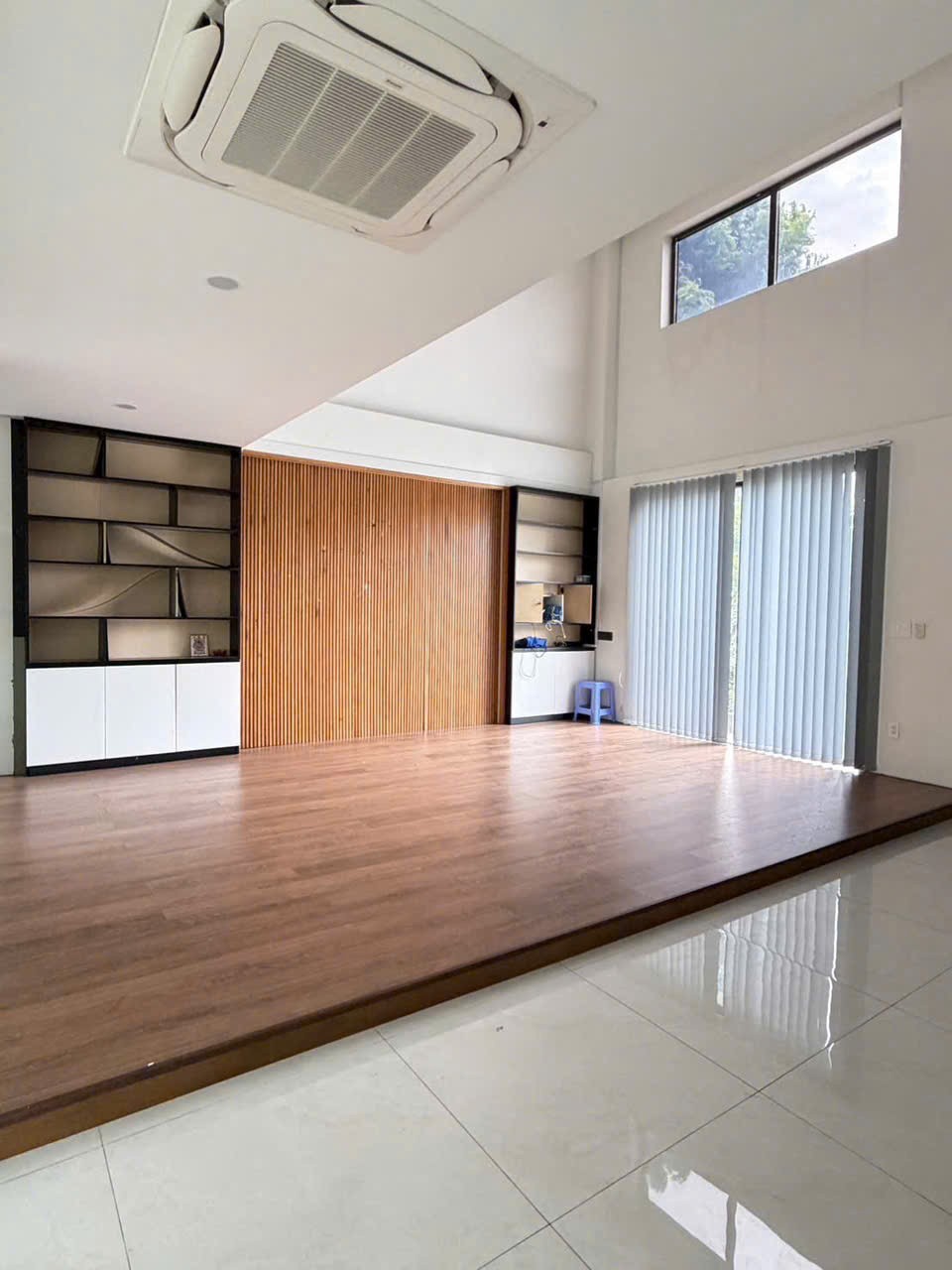 Cho thuê Nhà mặt tiền Phường An Phú, Quận 2, Diện tích 140m², Giá 040 Triệu/tháng