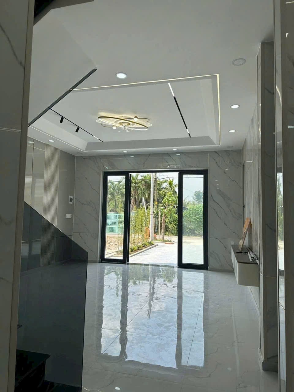 Bán nhà mới xây mt Võ Thị Du, Tân Thông Hội dt 192m3 (115m2 thổ) 1 lầu,4pn, 2wc giá 4,5 tỷ 5