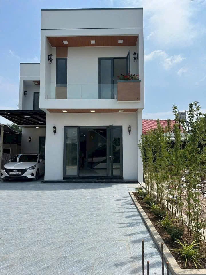 Bán nhà mới xây mt Võ Thị Du, Tân Thông Hội dt 192m3 (115m2 thổ) 1 lầu,4pn, 2wc giá 4,5 tỷ 6