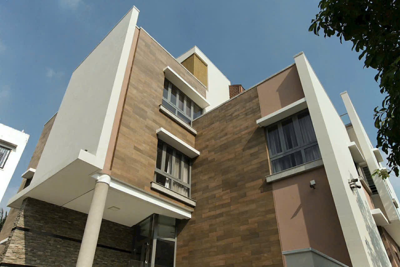 Cho thuê Biệt thự Phường Thảo Điền, Quận 2, Diện tích 1700m², Giá Thương lượng 11