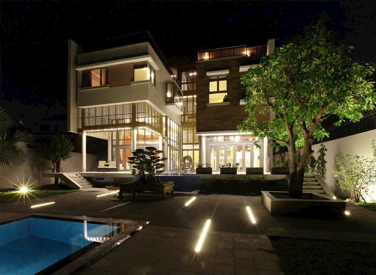 Cho thuê Biệt thự Phường Thảo Điền, Quận 2, Diện tích 1700m², Giá Thương lượng 10