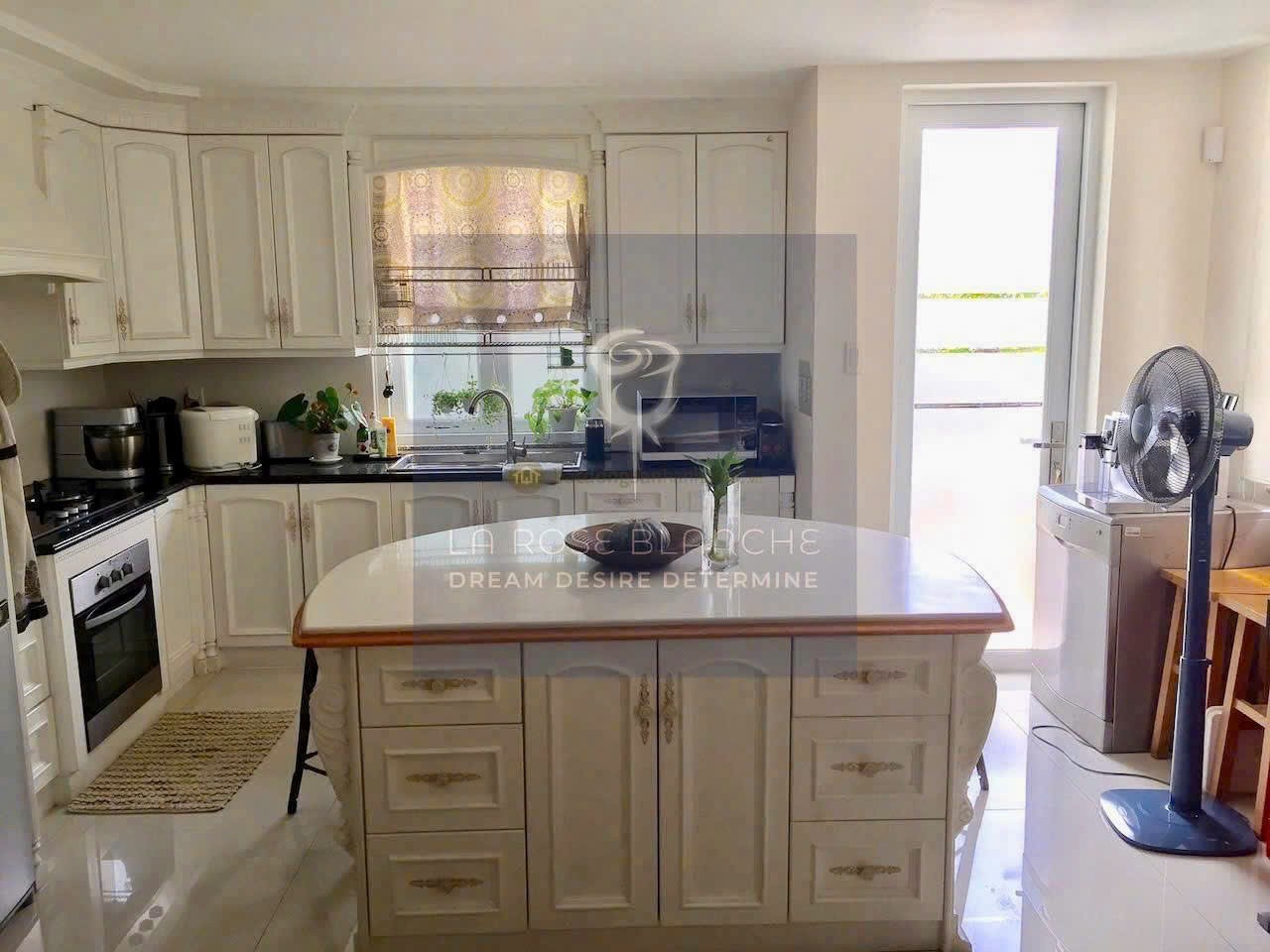 Cho thuê Nhà mặt tiền Phường Thảo Điền, Quận 2, Diện tích 230m², Giá Thương lượng 8