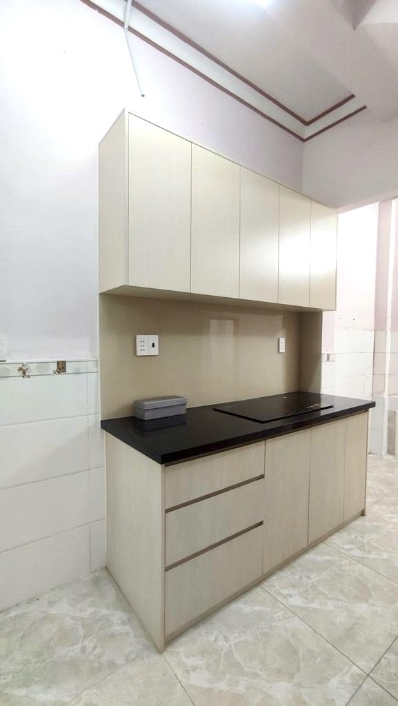 NHÀ BÁN Đ.TÔN ĐẢN- NGANG 3.5M- NHỈNH 4T- TRƯỚC NHÀ RỘNG 3M- GẦN Đ.SỐ VÀ TRƯỜNG ĐH NGUYỄN TẤT 4