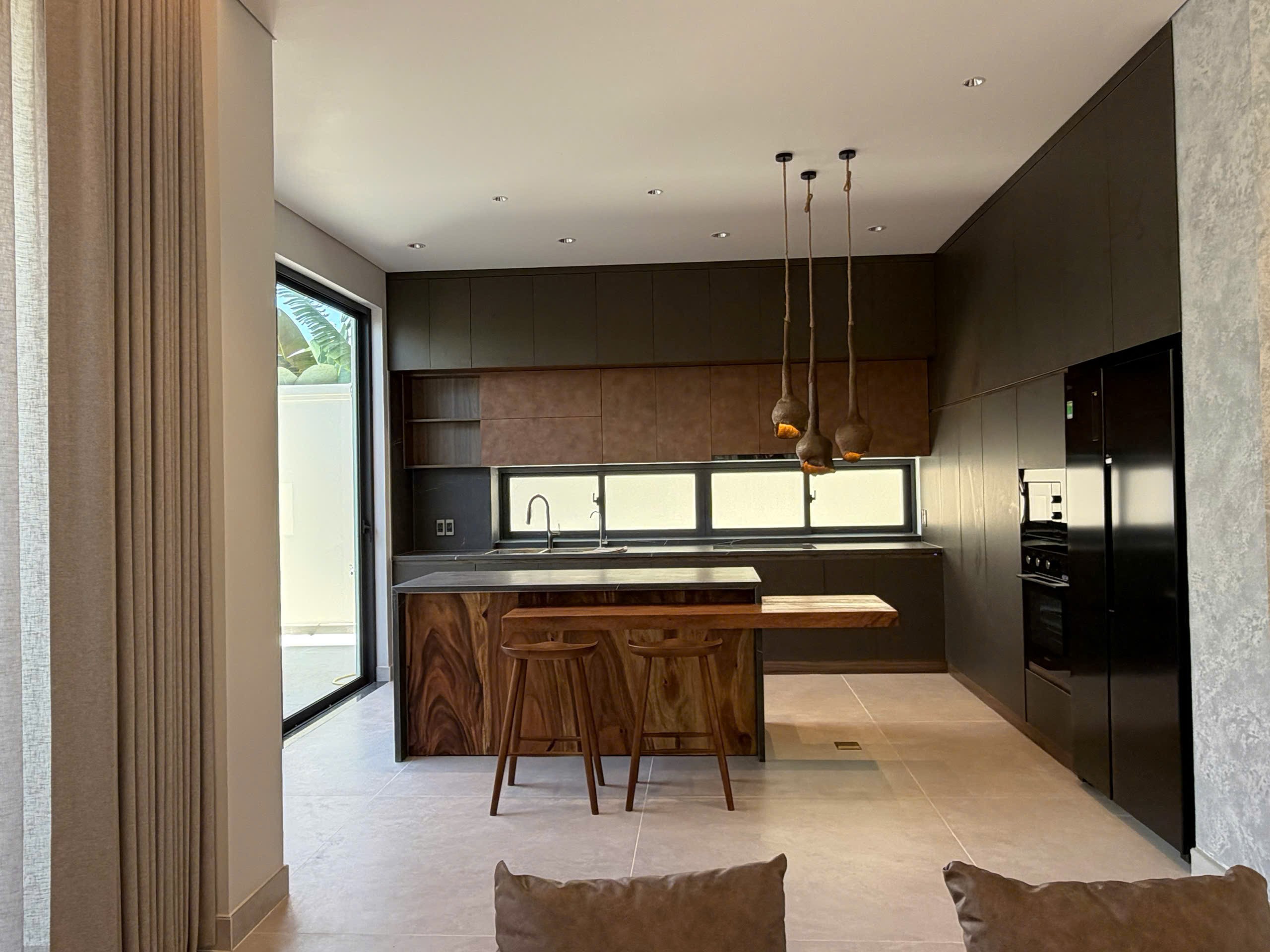 Cho thuê Biệt thự Phường Thạnh Mỹ Lợi, Quận 2, Diện tích 280m², Giá 200 Triệu/tháng