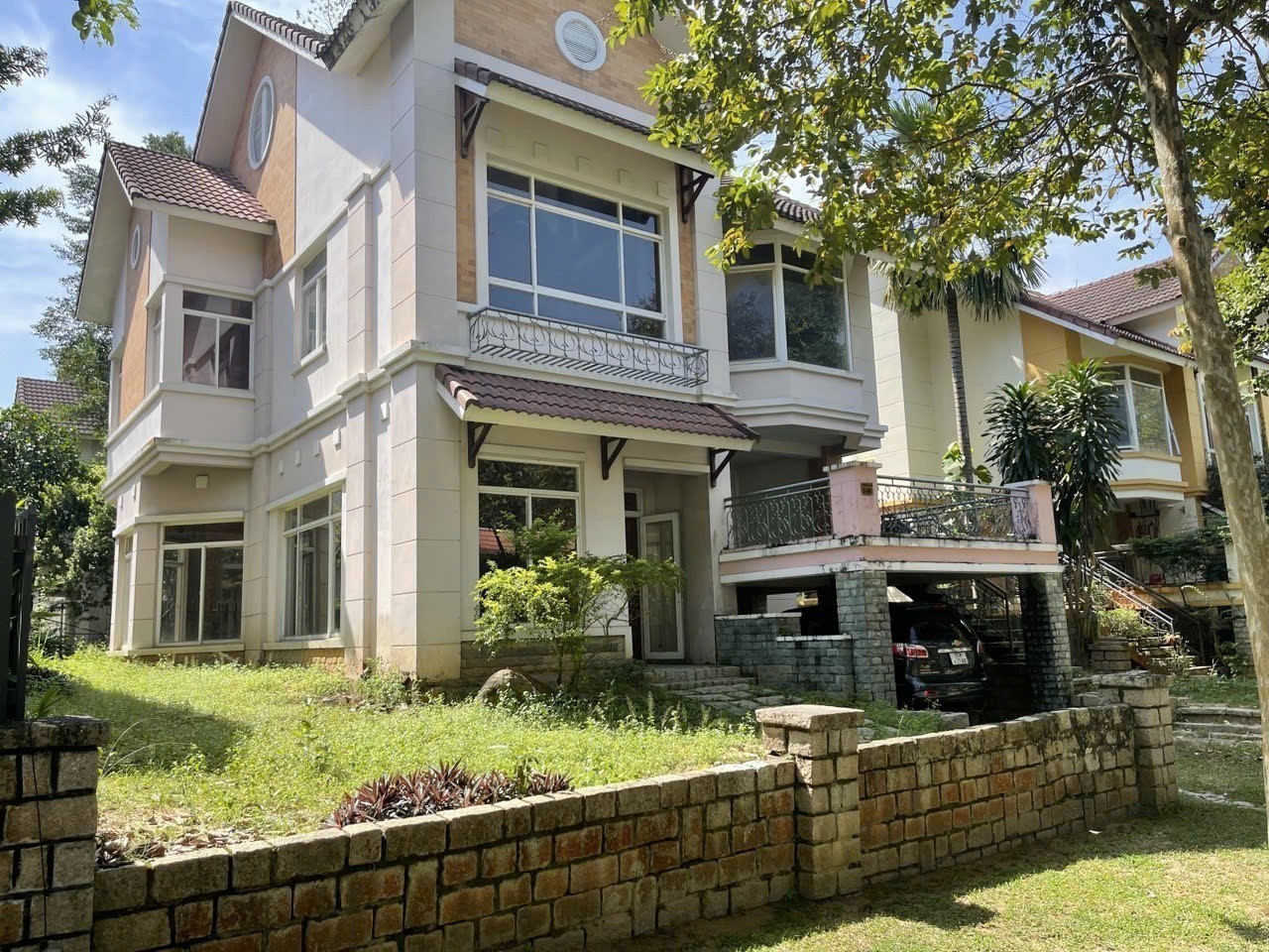 Cần bán Biệt thự Phường Long Thạnh Mỹ, Quận 9, Diện tích 384m², Giá 25 Tỷ 2