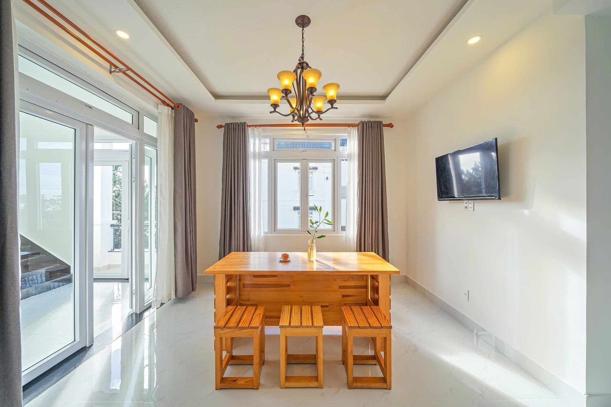 Cho thuê villa sân vườn đường Ngô Tất Tố phường 8 Đà Lạt giá 45 triệu 5