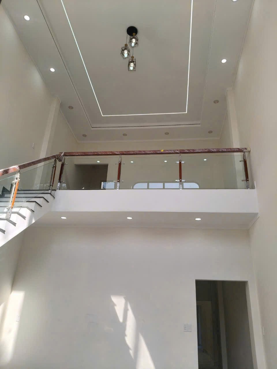 Bán nhà mới xây mt Lê Thị Ngà, Phước Vĩnh An dt 210m2 , 1 lửng , 3pn 2wc giá 4,5 tỷ 6