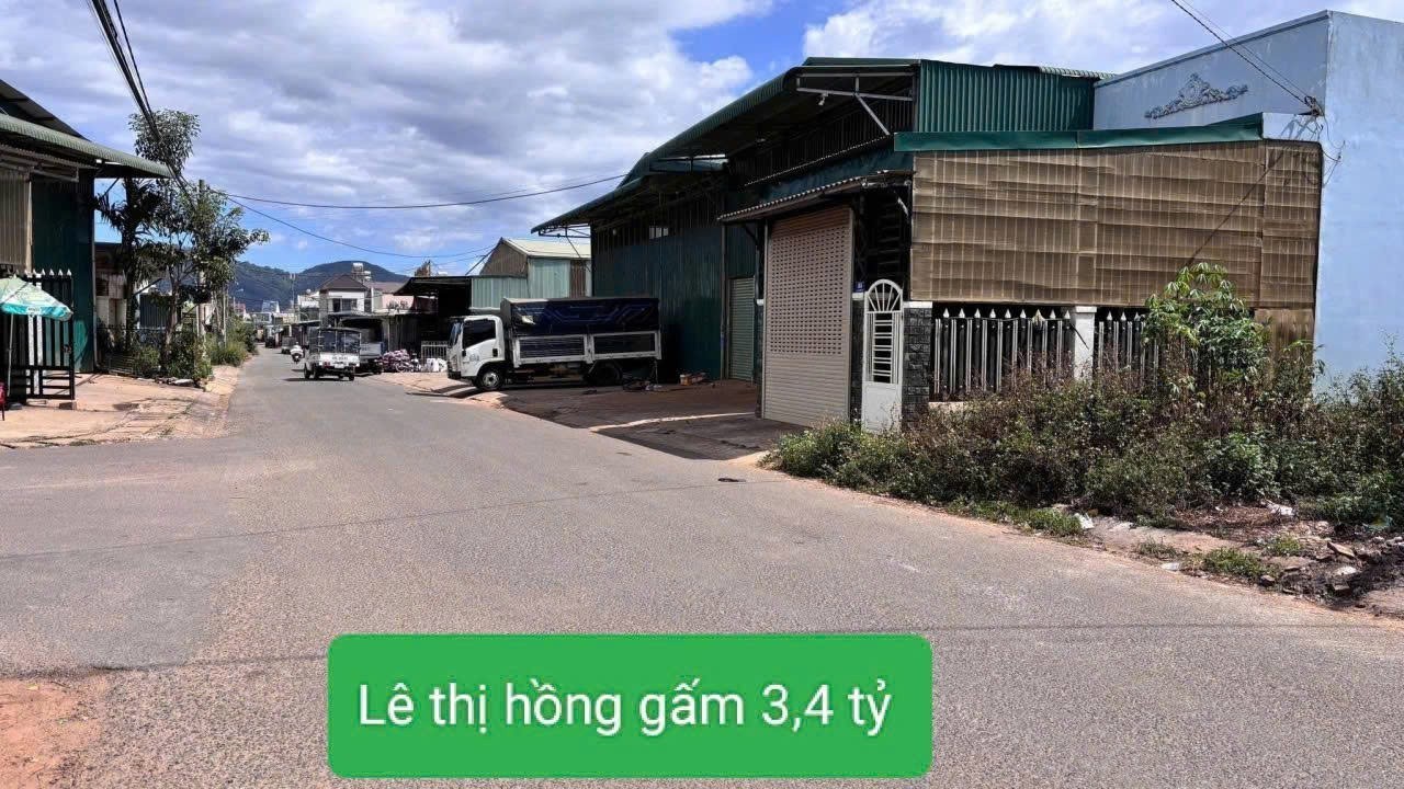 Bán 120 m2 đất mặt tiền đường Lê Thị Hồng Gấm- Liên Nghĩa -Đức Trọng-Lâm Đồng - 3.4 tỷ 3