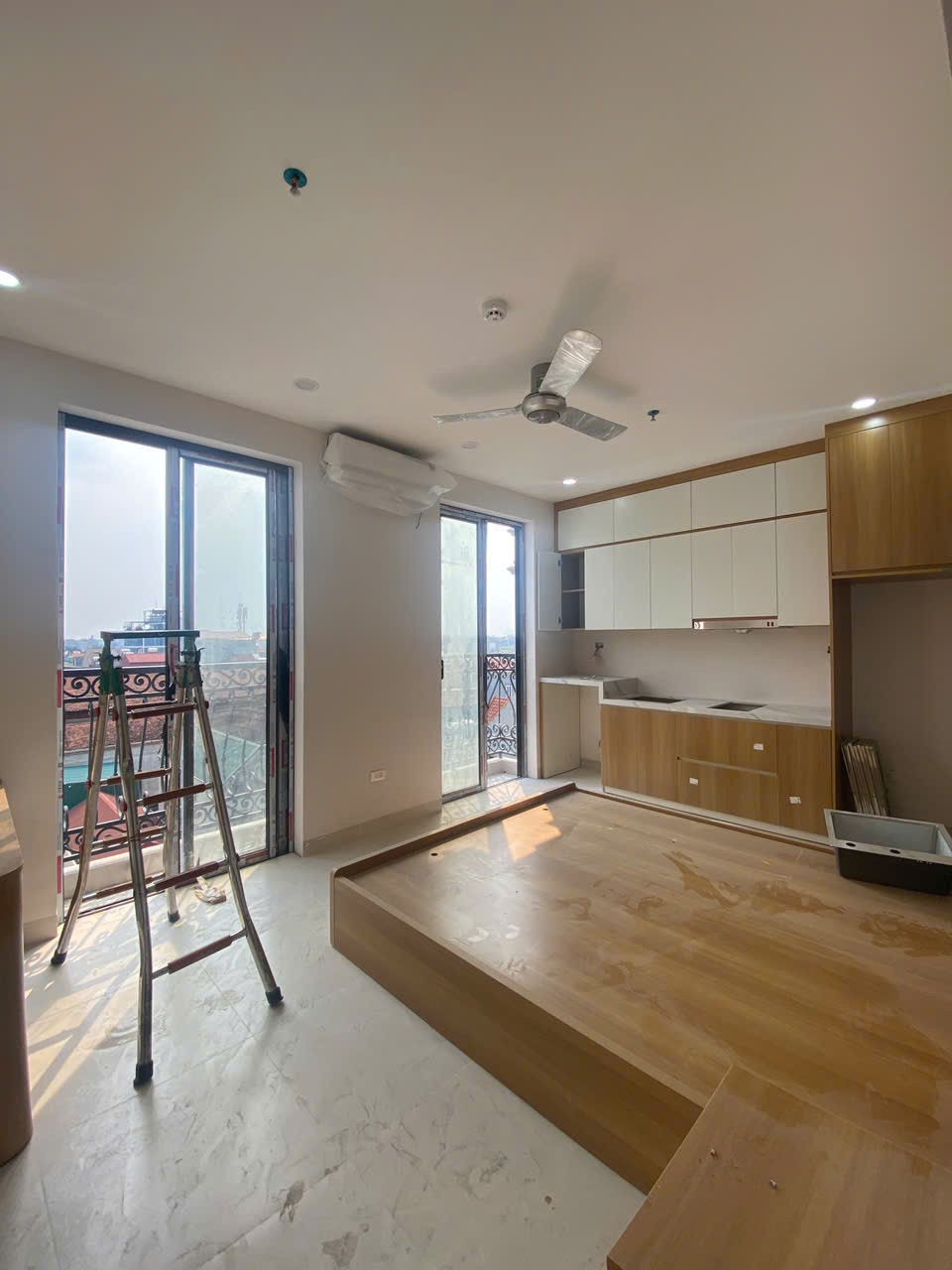 CHO THUÊ STUDIO TRÂU QUỲ - MỚI 100% - FULL NỘI THẤT - Ở NGAY 3