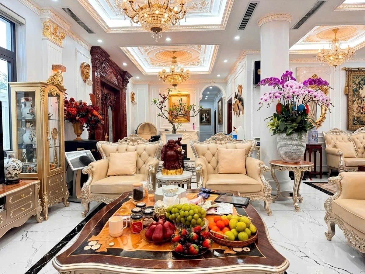 SIÊU BIỆT THỰ VIỆT HƯNG - LONG BIÊN, THANG MÁY, NỘI THẤT CAO CẤP NHÀ 4 MẶT TIỀN 4