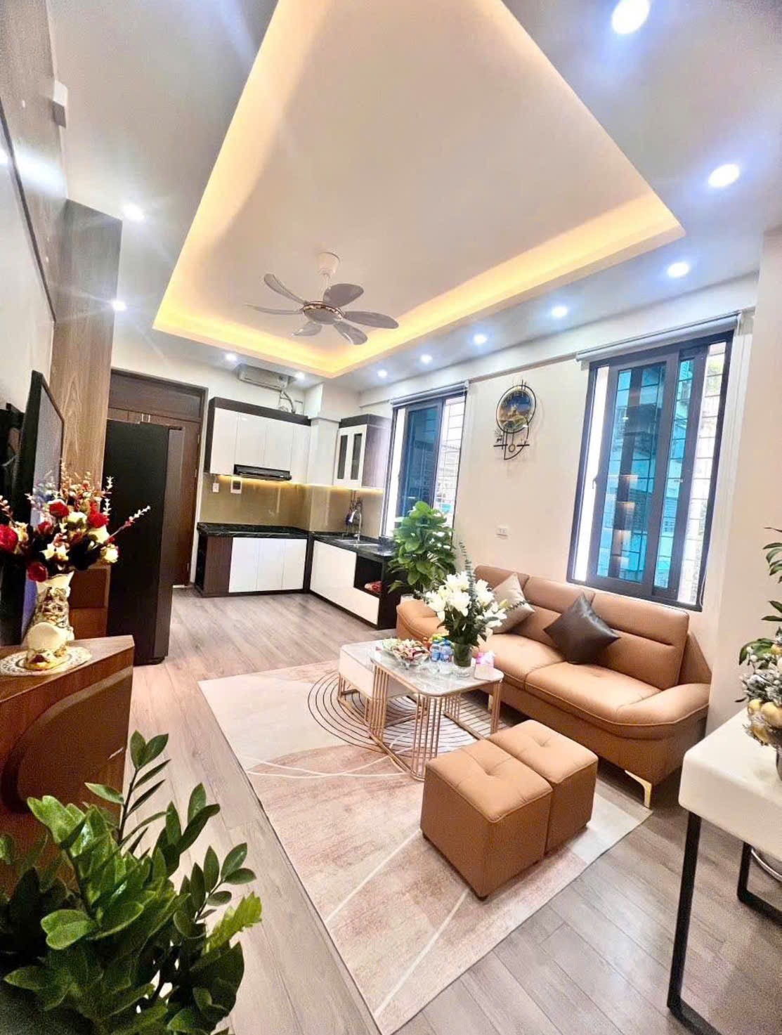 MẶT PHỐ BẠCH ĐẰNG – DIỆN TÍCH    60M² –  MẶT TIỀN  8M – GIÁ  Chỉ  14.5 TỶ Ô TÔ TRÁNH – KINH