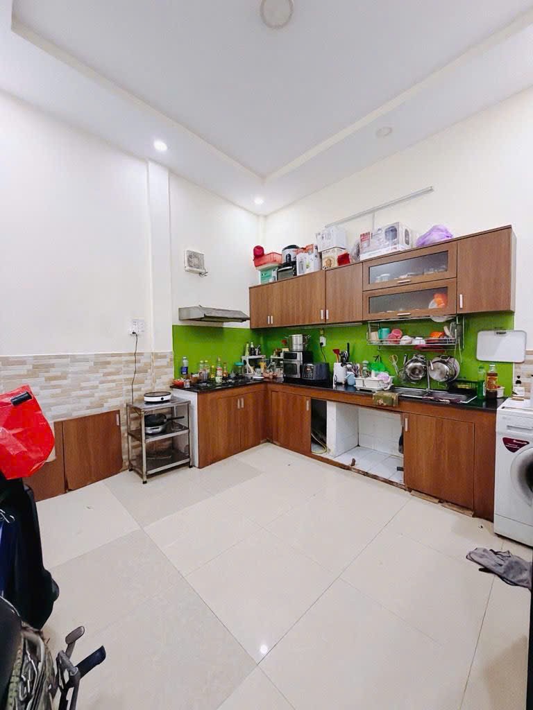 CHỦ NHIỆT BÁN GIẢM CHÀO NHÀ Đ. ĐOÀN VĂN BƠ- 45.2M2- NGANG 4- CHỈ 4.95T - GẦN CHỢ, NHÀ THỜ, TRƯỜNG 3