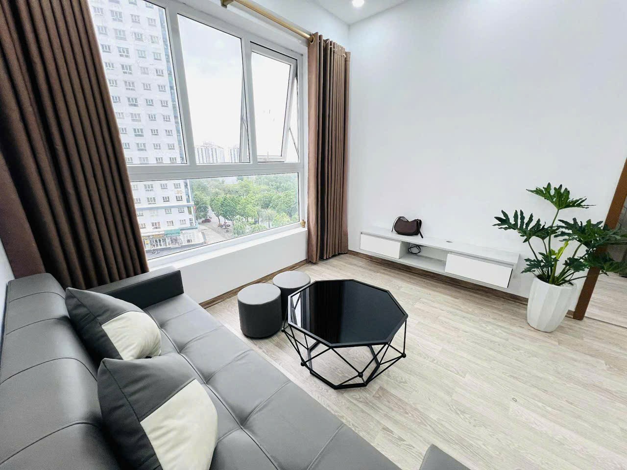 Chung cư Thanh Hà căn hộ 2 ngủ view hồ giá chỉ hơn 3 tỷ 6