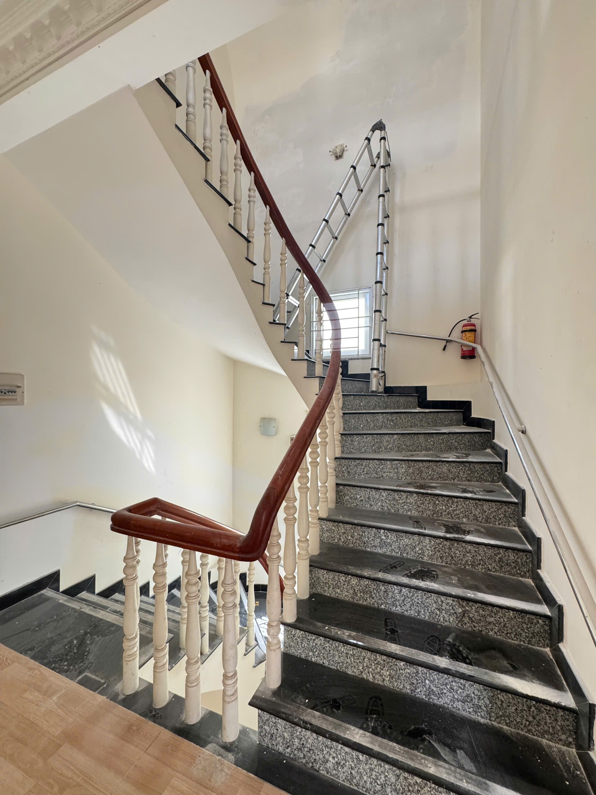 Cho thuê Biệt thự Phường Thảo Điền, Quận 2, Diện tích 315m², Giá Thương lượng 6