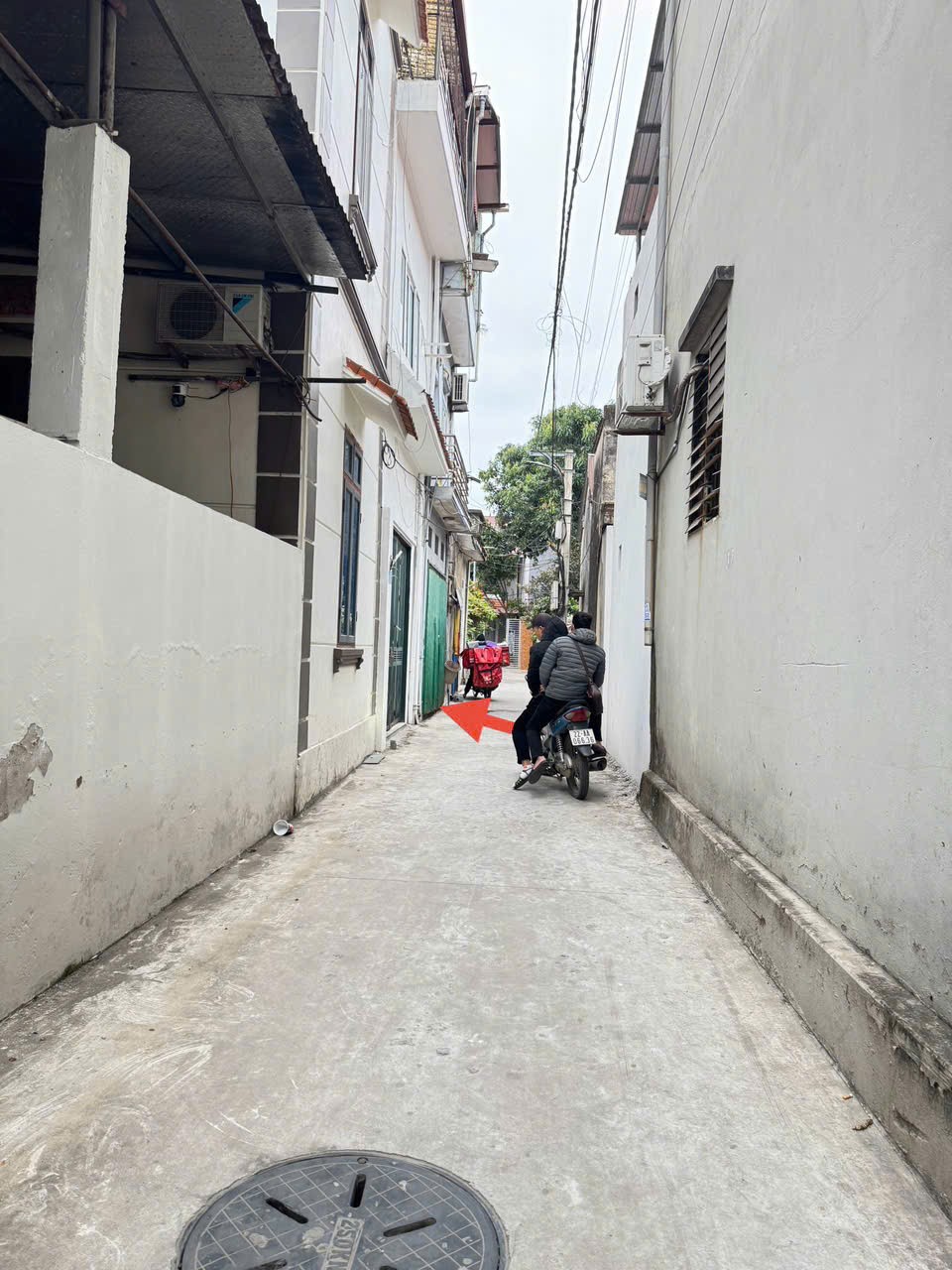 Bánh nhanh căn nhà 3 tầng tổ 3, Quang Minh. Giáp khu công nghiệp. Đường rộng, oto đỗ 2