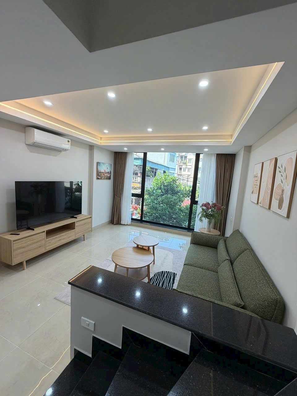 BÁN NHÀ DÂN XÂY RẤT CHẮC CHẮN VÀ HIỆN ĐẠI TẠI PHỐ LỆ MẬT, PHƯỜNG VIỆT HƯNG, LONG BIÊN