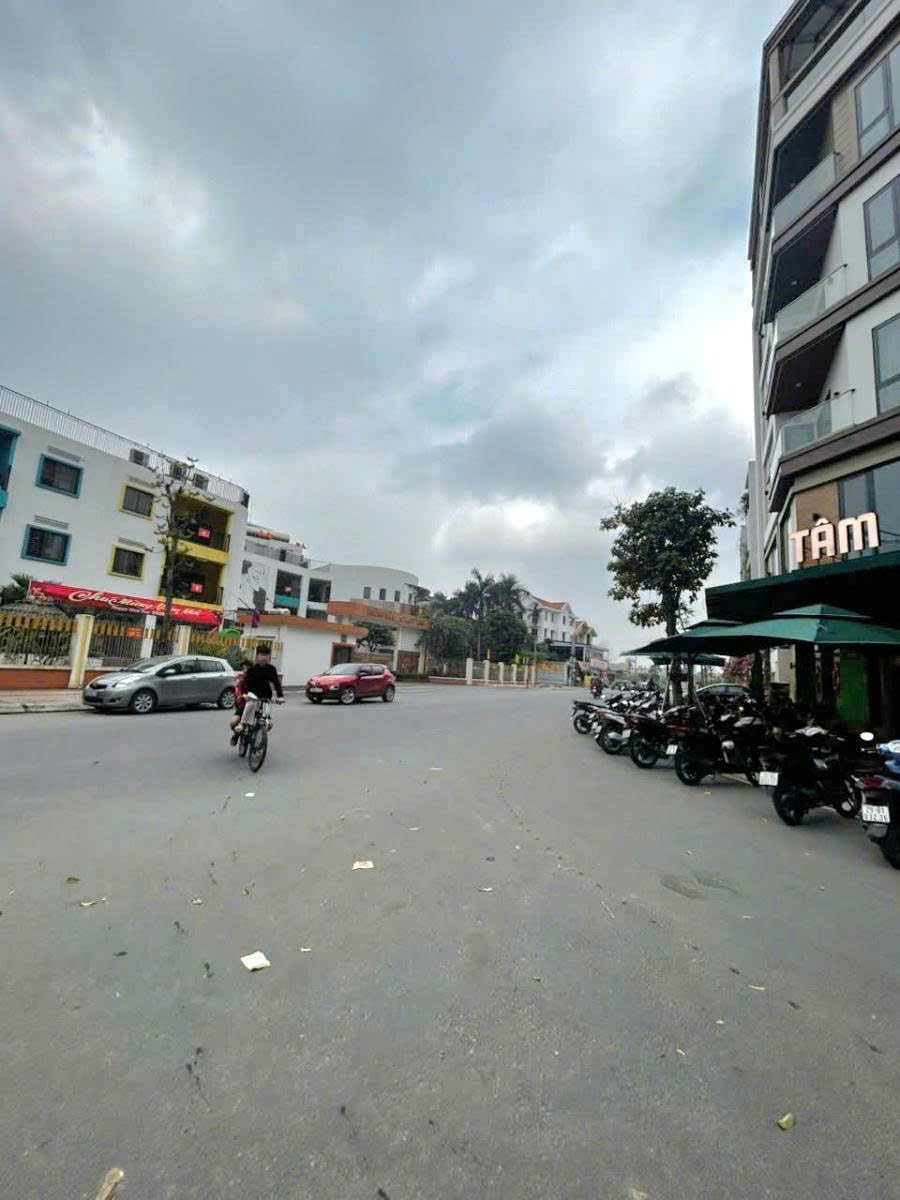 BÁN ĐẤT PHÂN LÔ KHU TĐC NGỌC THỤY - GARA - ÔTÔ TRÁNH GIÁ TỐT 2