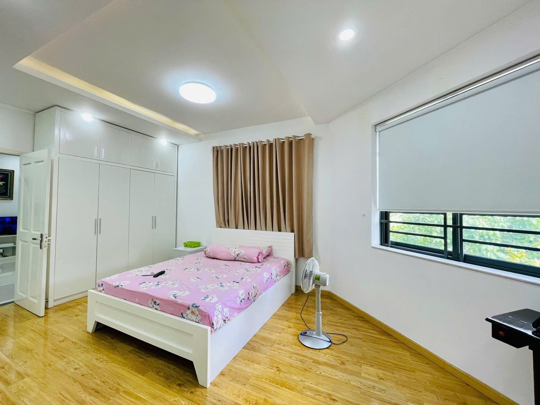 Cần bán Biệt thự Quận 2, Hồ Chí Minh, Diện tích 172m², Giá 037 Triệu/tháng 5
