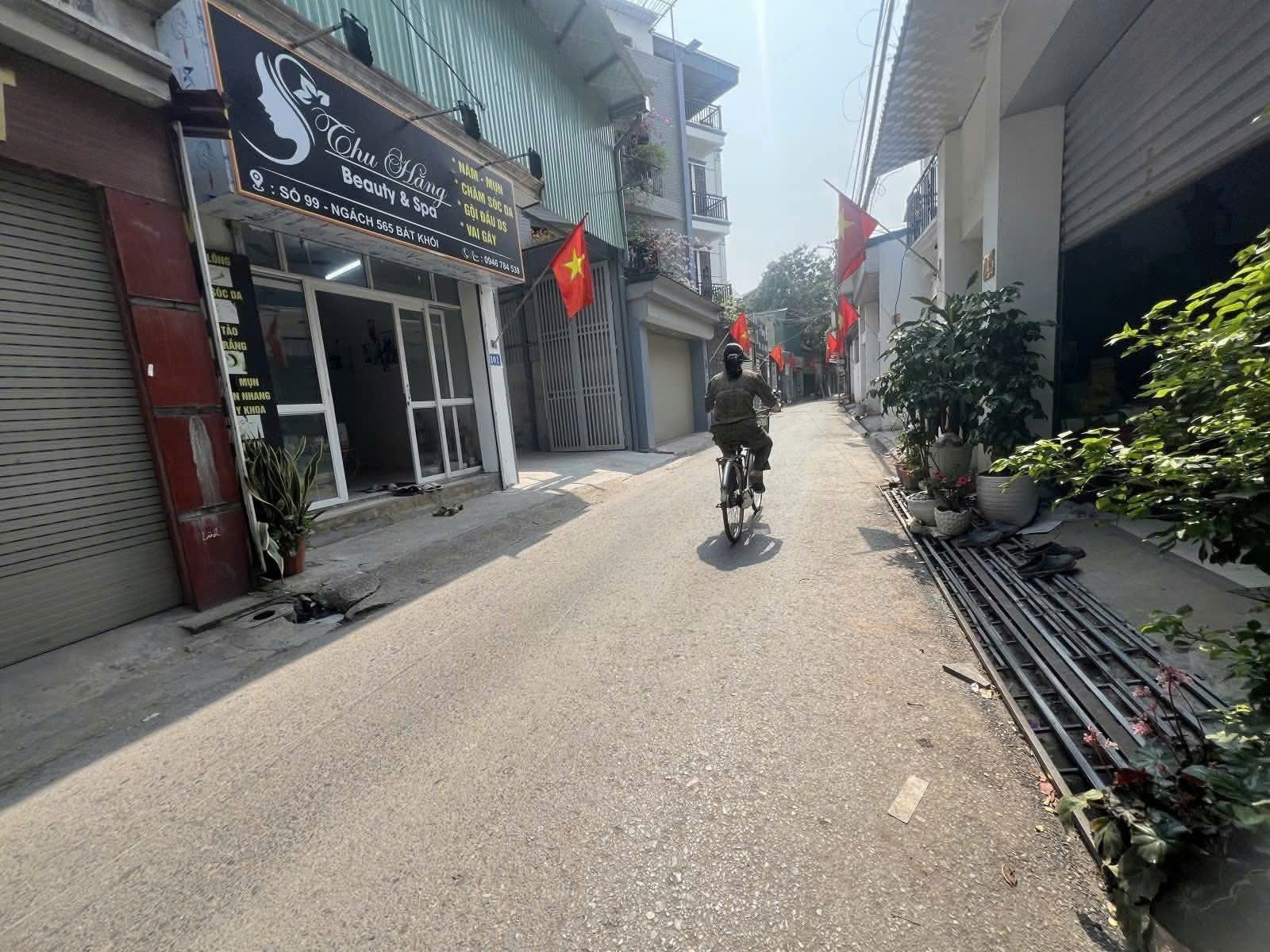 BÁN NHÀ LONG BIÊN MẶT NGÕ KINH DOANH - GARA 2 OTO - NHÀ DÂN XÂY - GIÁ ĐẦU TƯ 2